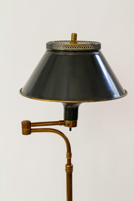F173: 1940’s Black and Gold Tole Telescoping Floor Lamp